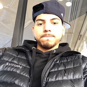 Meet your Posher, Luis